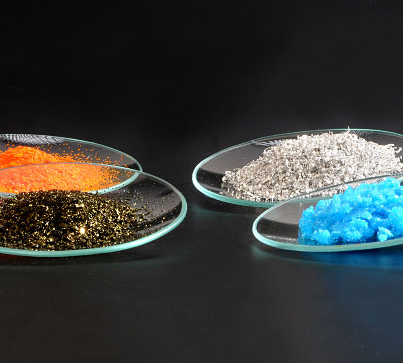 Zestaw odczynników i chemikaliów do nauki chemii w szkołach podstawowych (84 pozycje)